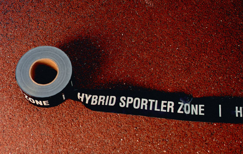 Absperrband "HYBRID SPORTLER ZONE"